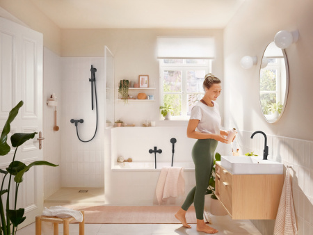 Смеситель для раковины с донным клапаном Hansgrohe Rebris S 72536670 черный матовый