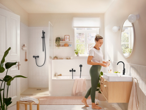 Смеситель для душа однорычажный Hansgrohe Rebris S 72640670 черный матовый