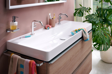 Дозатор для жидкого мыла 200 мл Hansgrohe AddStoris 41745000 хром