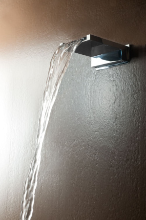 Излив каскадный для ванны и душа Bossini Bocca Cascata XL E88500.030 хром