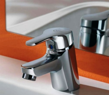 Смеситель для раковины Ideal Standard Slimline 2 B8667AA