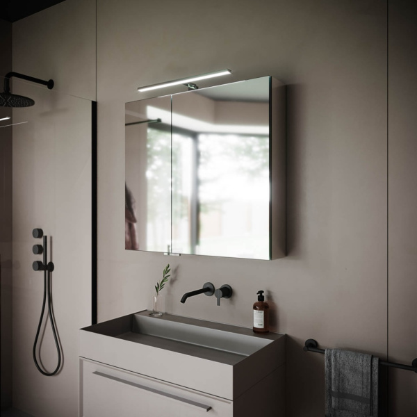 Зеркало-шкаф с подсветкой  Sancos  Hilton (80x74) Z800