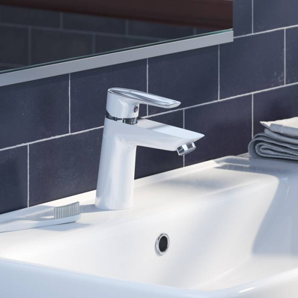 Смеситель для раковины IDDIS Cloud (CLOSB00i01)