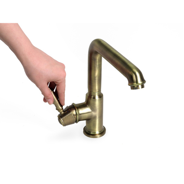 Смеситель для кухни IDDIS Loft (LOF1LMBi05)