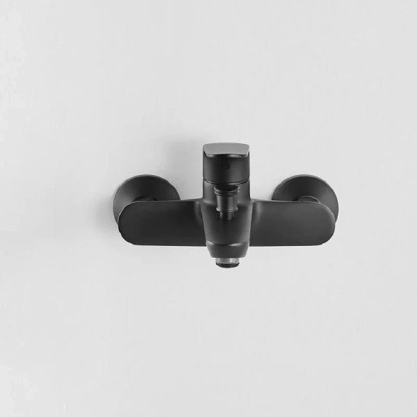 Смеситель для ванны Arrow AG3609MB черный