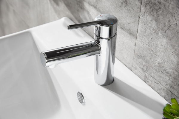 Смеситель для раковины Bravat Palace F1172217CP-RUS Смеситель для раковины Bravat Palace F1172217CP-RUS