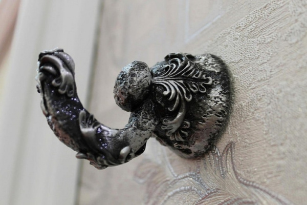 Крючок подвесной Art&Max AM-B-0682-T