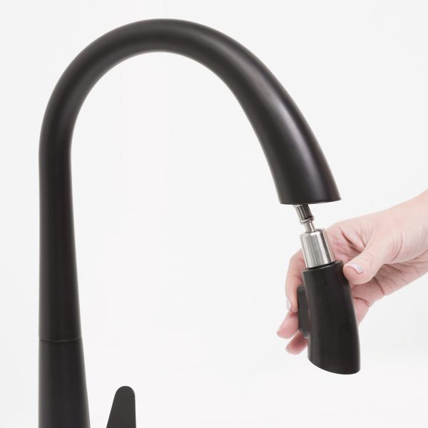 Смеситель для кухни с выдвижной лейкой WasserKRAFT A8667 Смеситель для кухни с выдвижной лейкой WasserKRAFT A8667