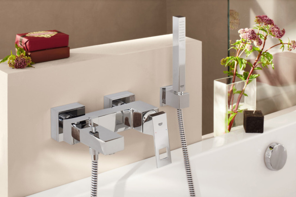 Смеситель для ванны однорычажный Grohe Eurocube 23141 000 (23141000) хром