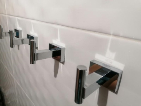 Крючок для банного халата GROHE Essentials Cube 40511 000 (40511000) хром 