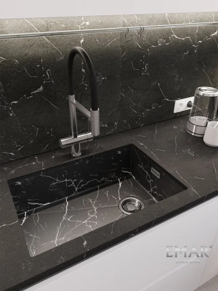 Кухонная мойка (66х44) EMAR EMB-660(UN) Black Elegant