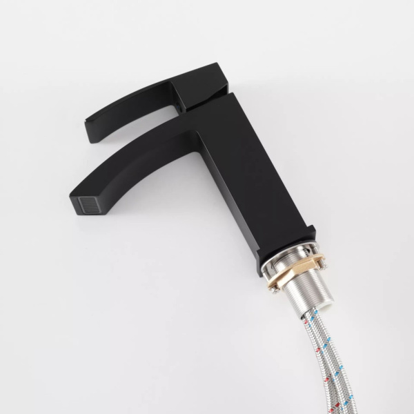 Смеситель для раковины Gid Victoria L120-BM-K