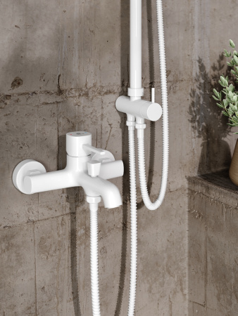 Душевая система смеситель с изливом Orange Karl M05-932w белый