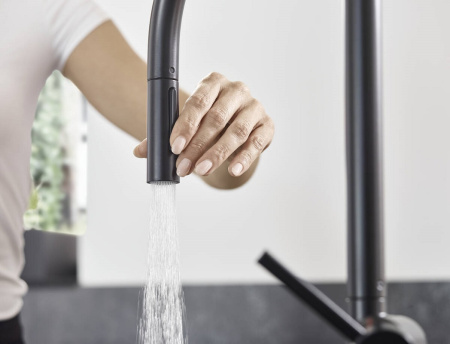 Кухонный смеситель Hansgrohe Talis M54 72801670, чёрный матовый