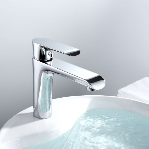 Смеситель для раковины Vincea Esseм VBF-1E1CH Смеситель для раковины Vincea Esseм VBF-1E1CH