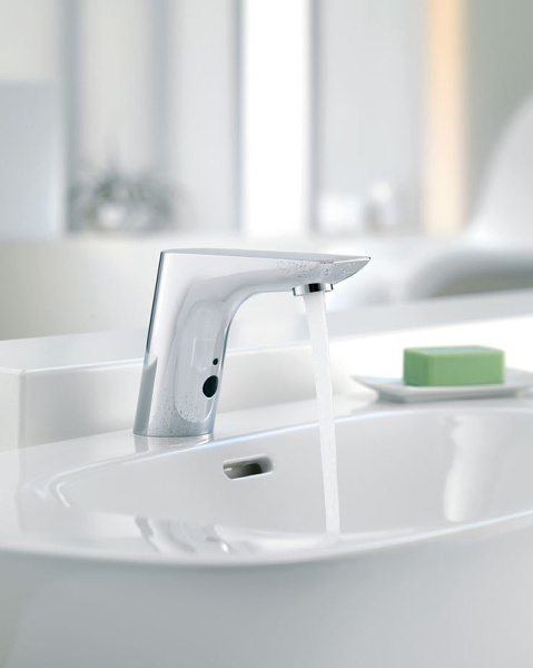 Смеситель для раковины электронный Kludi Balance 5220005