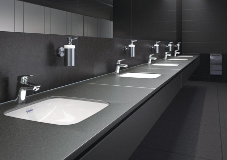 Смеситель для раковины с донным клапаном Hansgrohe Logis 71070000 хром