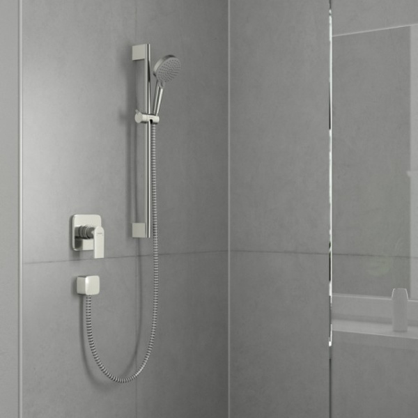 Смеситель для душа Hansgrohe Vernis Shape ВМ 71658000