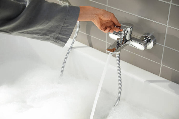 Смеситель для ванны Hansgrohe Rebris E 72450000