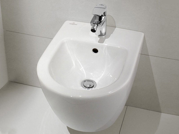 Биде напольное Villeroy & Boch Subway 2.0 741000R1