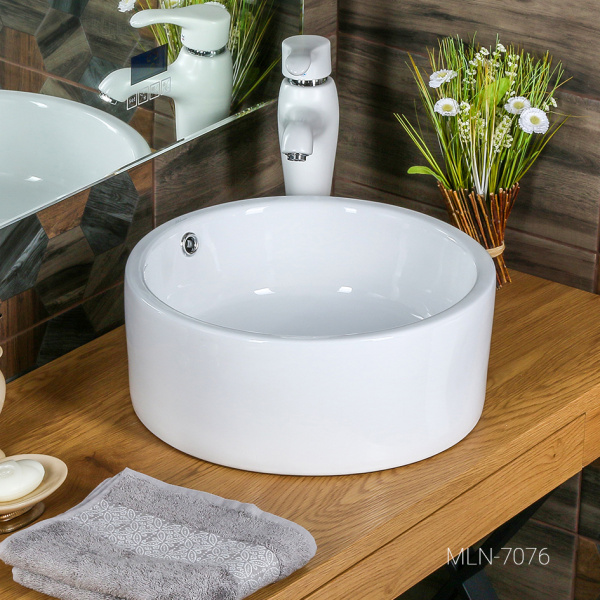 Раковина накладная (42х42) Melana 7076-805