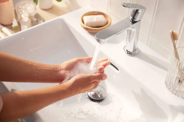 Смеситель для раковины с донным клапаном CoolStart Hansgrohe Rebris S 72584000 хром