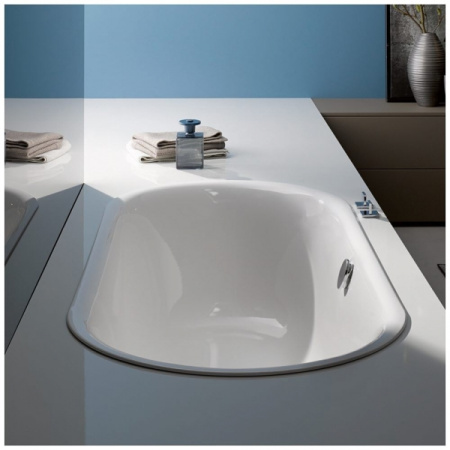 Стальная ванна (180х80) Bette LUX OVAL 3466-000 с шумоизоляцией